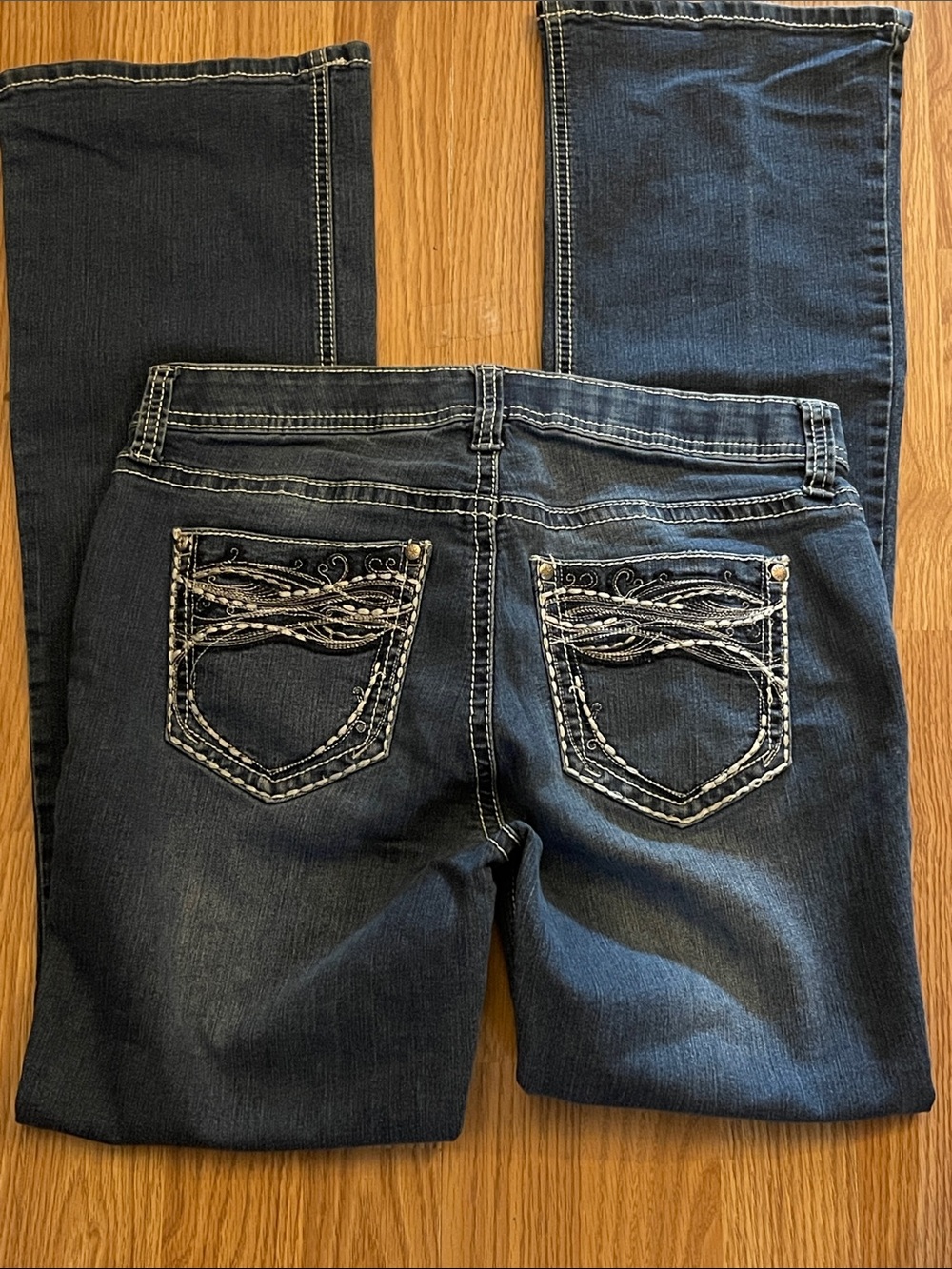 Boot Cut Women’s Jeans with Embroidered Back Pockets - Dark Blue